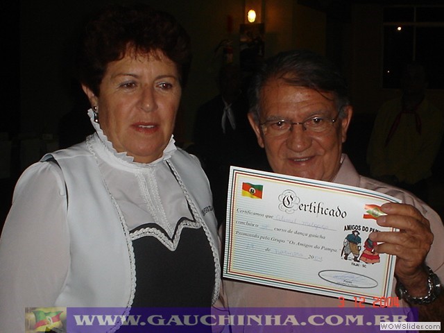 03-12-04 Amigos do Pampa - Formatura (18)