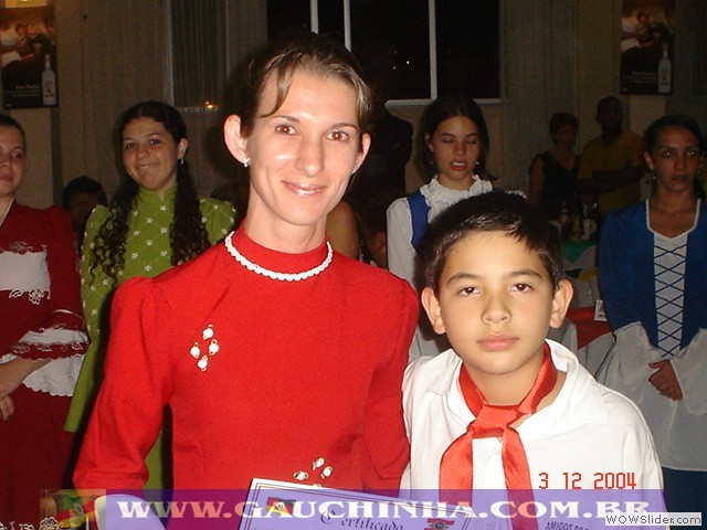 03-12-04 Amigos do Pampa - Formatura (29)