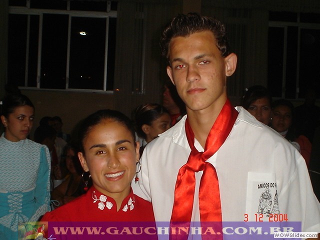 03-12-04 Amigos do Pampa - Formatura (39)