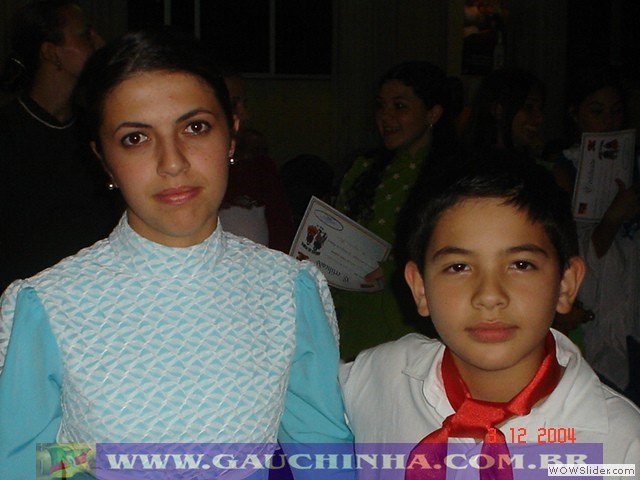 03-12-04 Amigos do Pampa - Formatura (41)