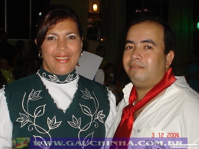 03-12-04 Amigos do Pampa - Formatura (43)
