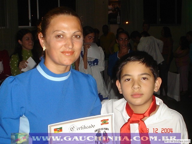 03-12-04 Amigos do Pampa - Formatura (50)