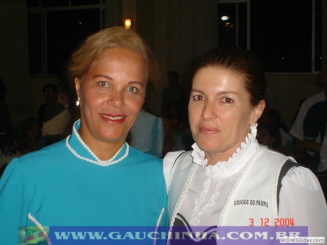 03-12-04 Amigos do Pampa - Formatura (55)