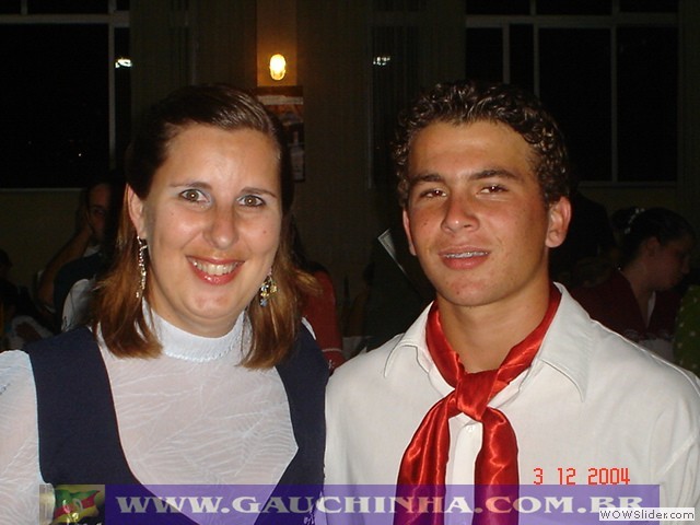 03-12-04 Amigos do Pampa - Formatura (56)