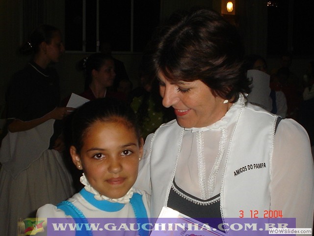03-12-04 Amigos do Pampa - Formatura (59)