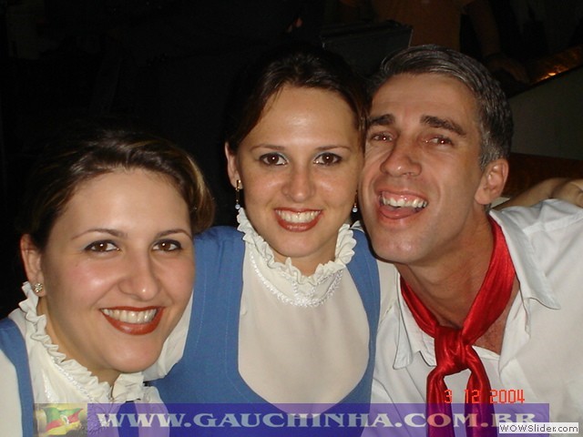 03-12-04 Amigos do Pampa - Formatura (76)