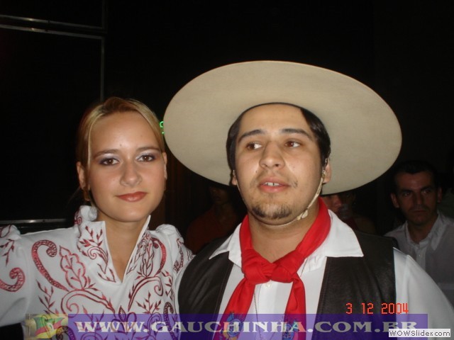 03-12-04 Amigos do Pampa - Formatura (85)