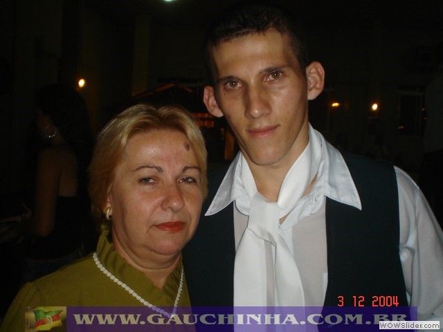 03-12-04 Amigos do Pampa - Formatura (89)