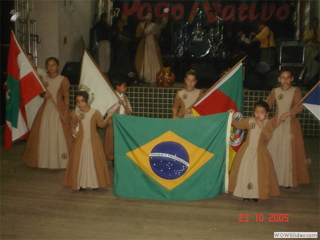 23-10-05 Compasso Gaúcho - Formatura (16)