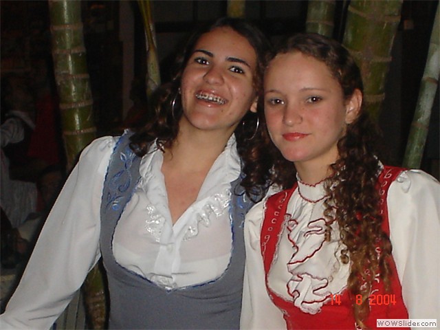 13-08-2004 - Coração Gaúcho - Formatura (25)