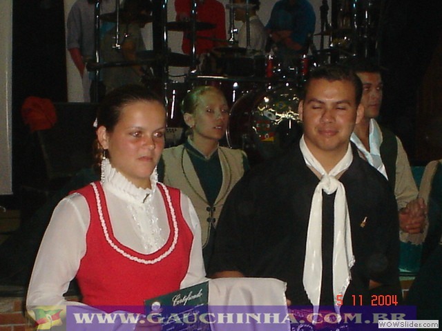 05-11-2004 - Criados em Galpão - Formatura (39)