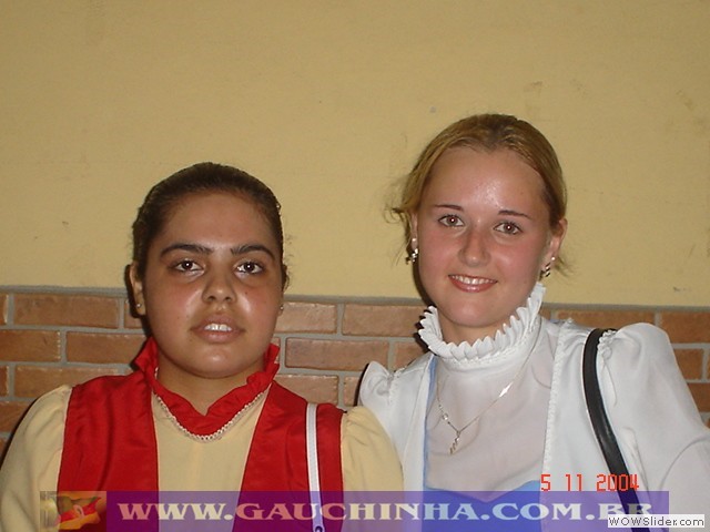 05-11-2004 - Criados em Galpão - Formatura (9)