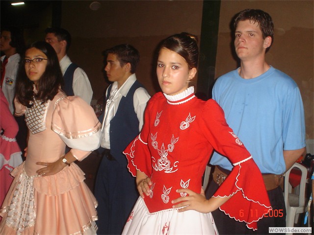 05-11-05 Estância do Litoral - Formatura (24)