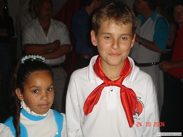 23-10-2004 - Geração Fandangueira - Formatura (17)