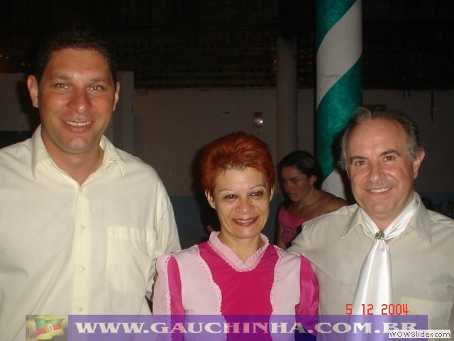 04-12-04 Herança Fandangueira - Formatura (2)
