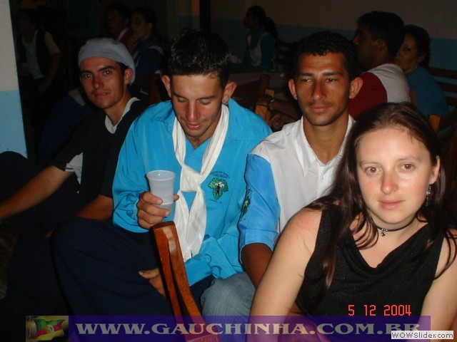 04-12-04 Herança Fandangueira - Formatura (24)