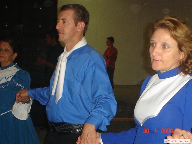 29-04-06 Raízes da Querência - Formatura (67)