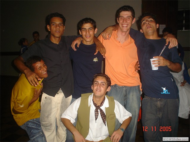 12-11-05 Sem Fronteiras - Formatura (9)